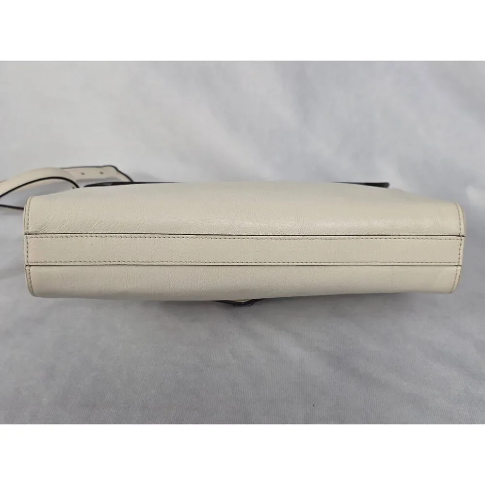 Gucci Crystal Animalier Shoulder Bag in Off-White Leather - Picture 9 of 11